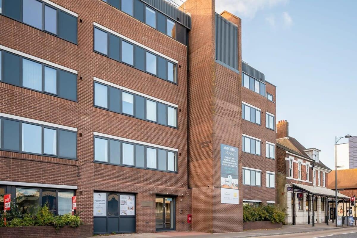 Lovely 1 Bedroom In The Heart Of Apartment Eastleigh