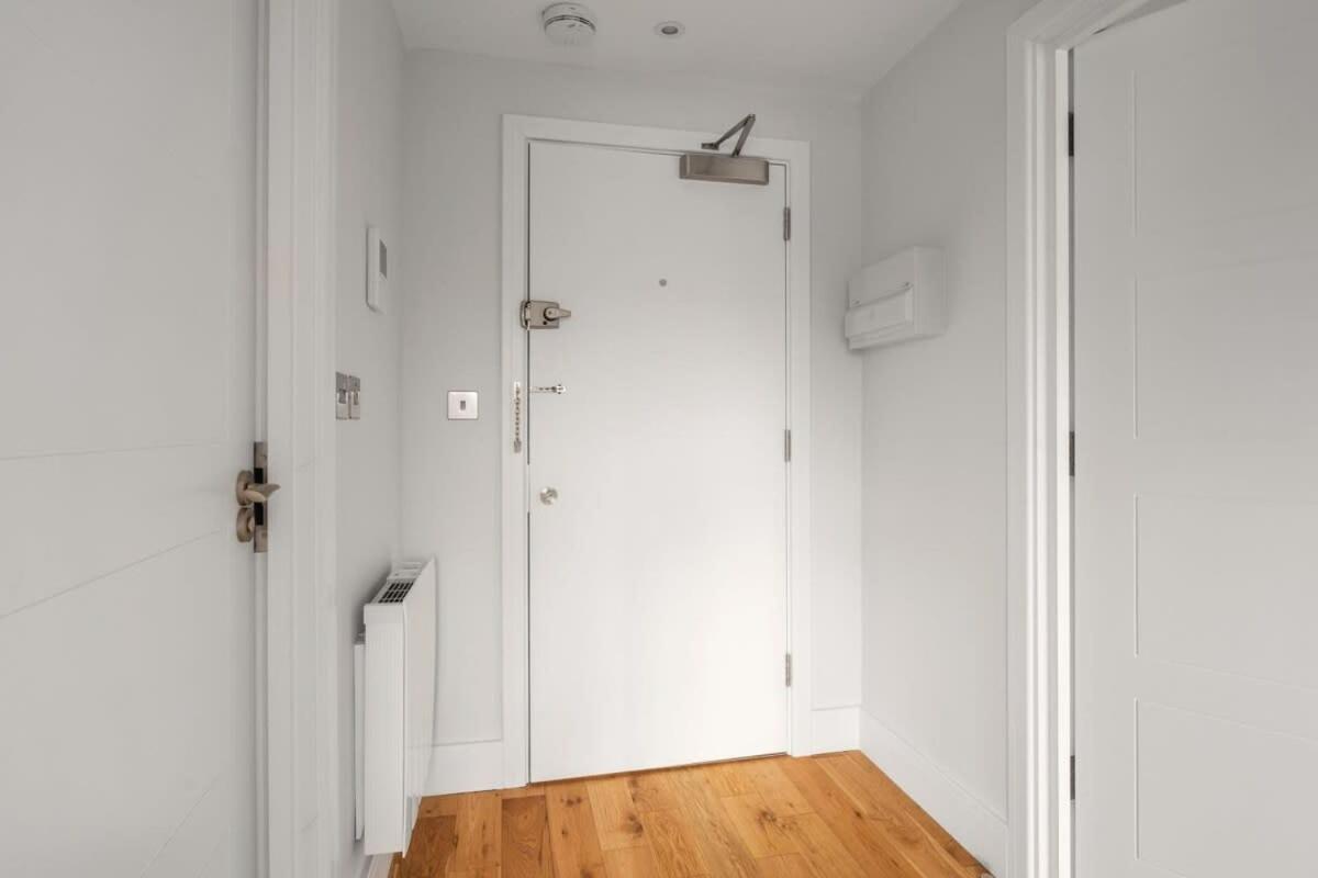 Lovely 1 Bedroom In The Heart Of Apartment