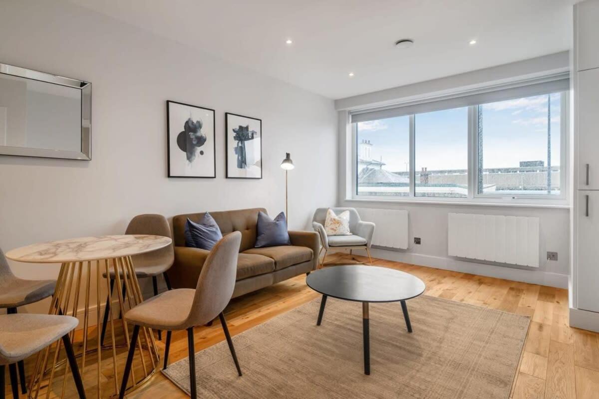 Lovely 1 Bedroom In The Heart Of